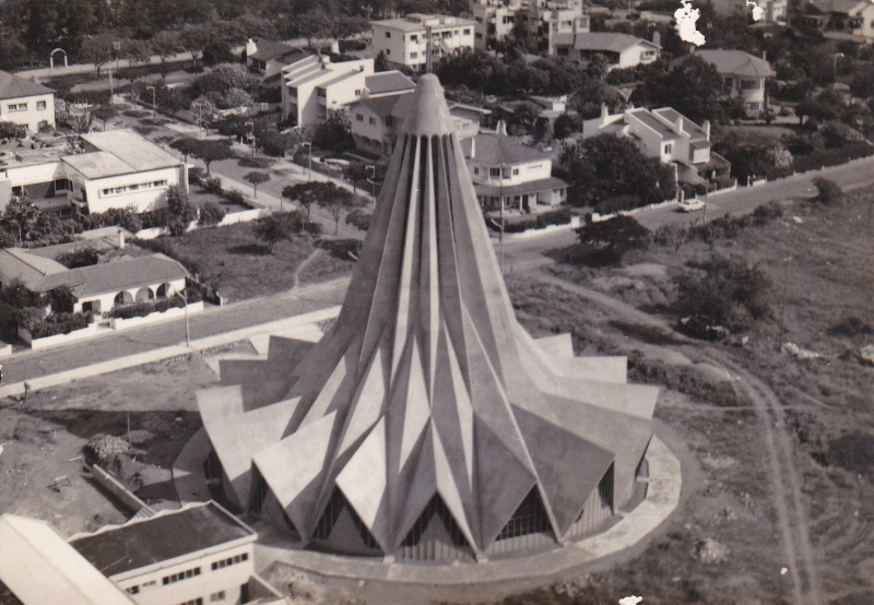 Illustration for article titled These Modernist African Churches Look Like Spaceports